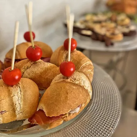 מלון Cecina