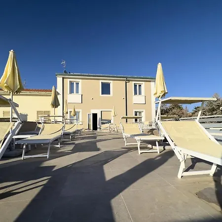 Hotel Cecina
