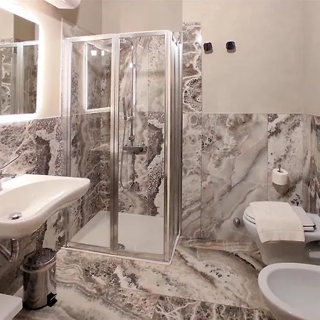 Hotel Cecina